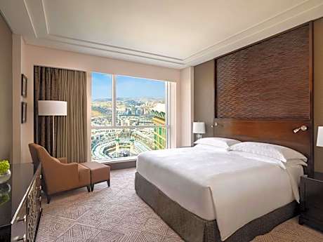 Fairmont Gold Two-Bedroom Suite Kaaba
