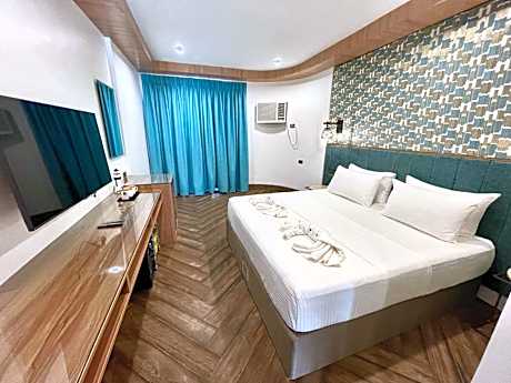 Premium Quadruple Room