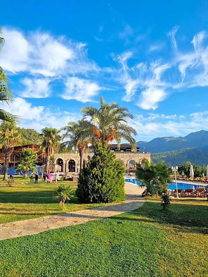 Club Sun Village Hotel