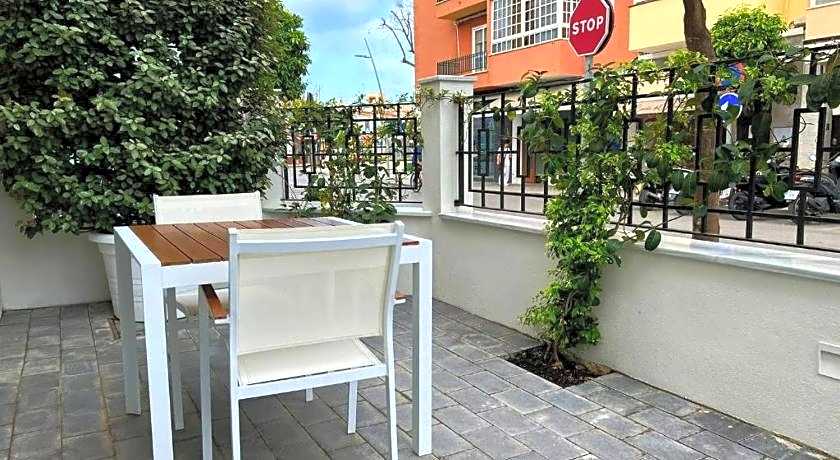 Apartamentos Turísticos La Plaza