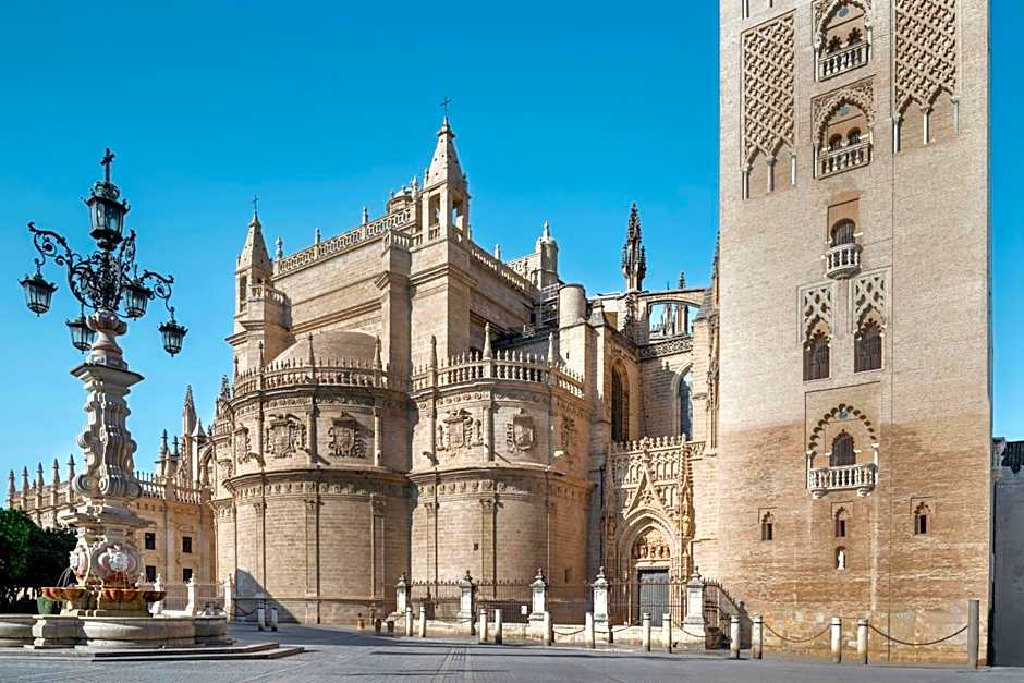 Querencia de Sevilla, Autograph Collection