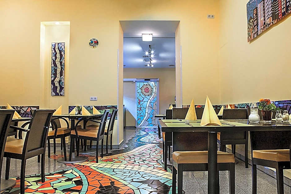 Grand Hotel Downtown