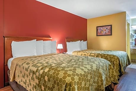 Double Room with Two Double Beds - Accessible/Non-Smoking