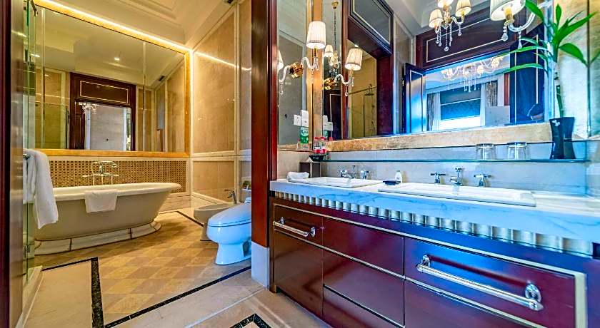 Ramada by Wyndham Yichang