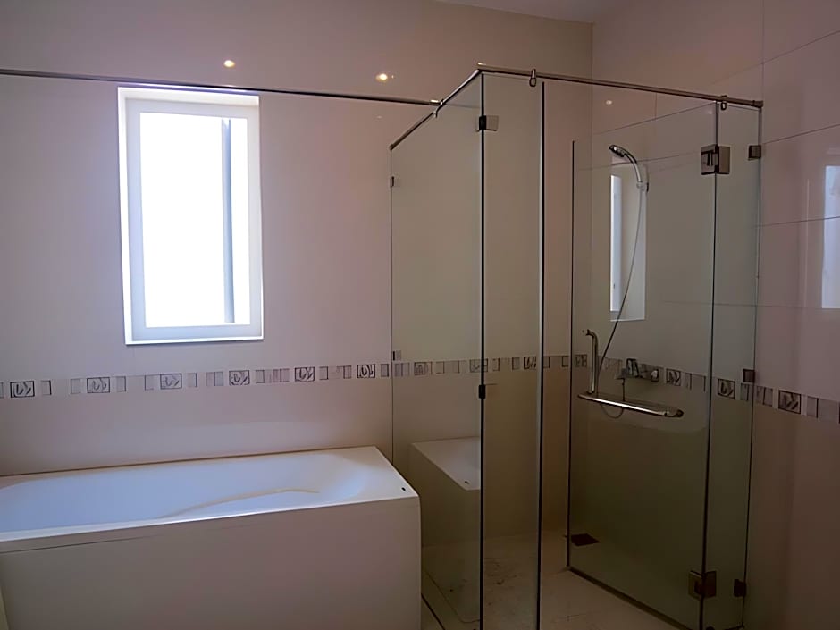 Dong Do Saigon Hotel