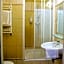 Hotel Przy Oślej Bramie - Zamek Książ