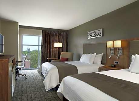 Queen Room wih Two Queen Beds