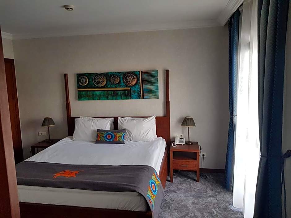 Midas Hotel