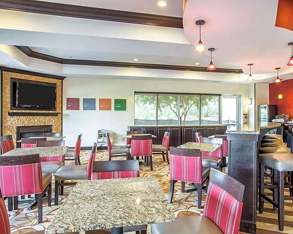 Comfort Suites Rock Hill Manchester Meadows Area