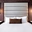 Ambassador Hotel Kansas City, Autograph Collection