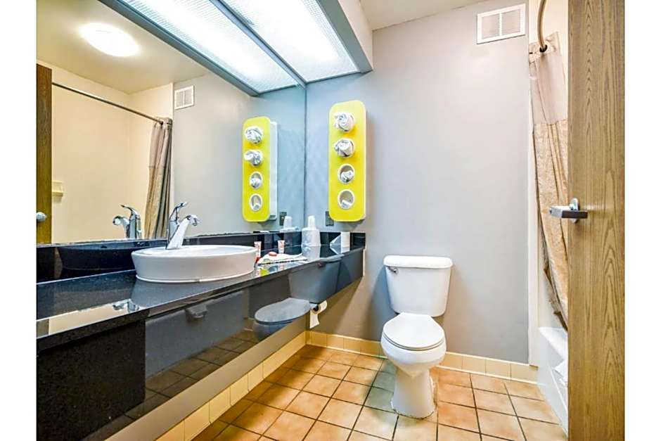 OYO Townhouse Inn Jacksonville AR