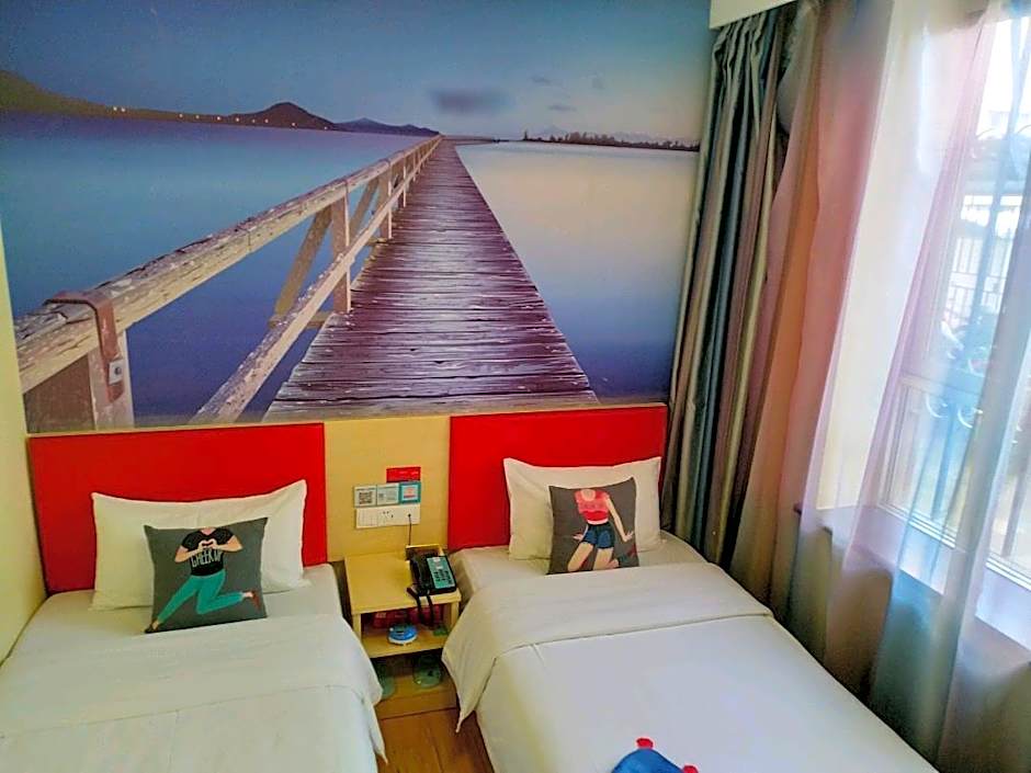 Pai Hotel Jiuquan Gulou Jianshe Road