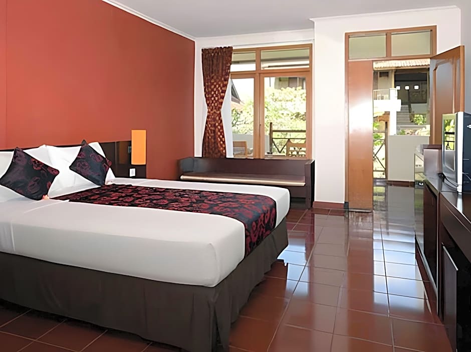Fourteen Roses Beach Hotel
