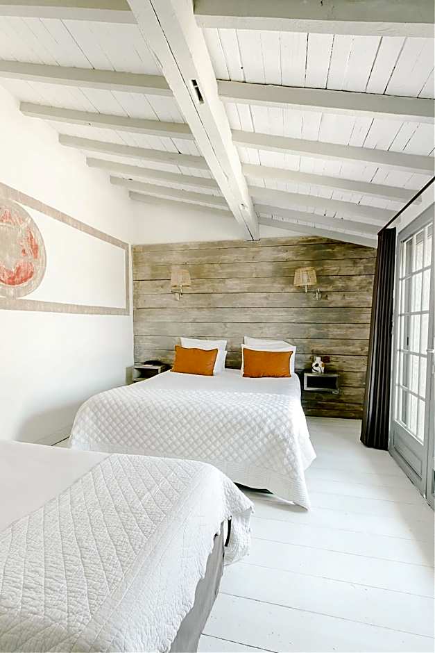 Hotel Restaurant Les Arnelles