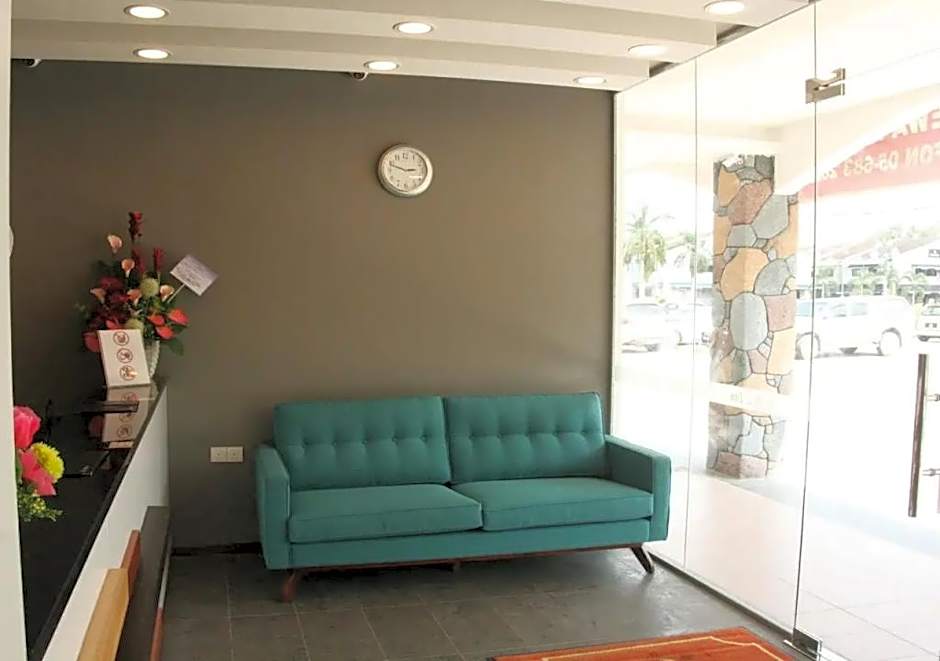 Ritz Suites