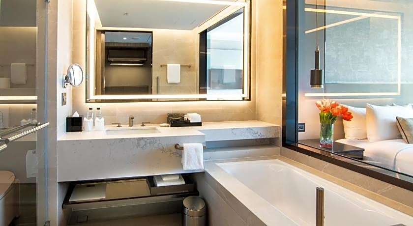 Carlton Hotel Bangkok Sukhumvit - SHA Extra Plus