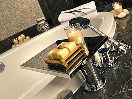 Ambassador Suite