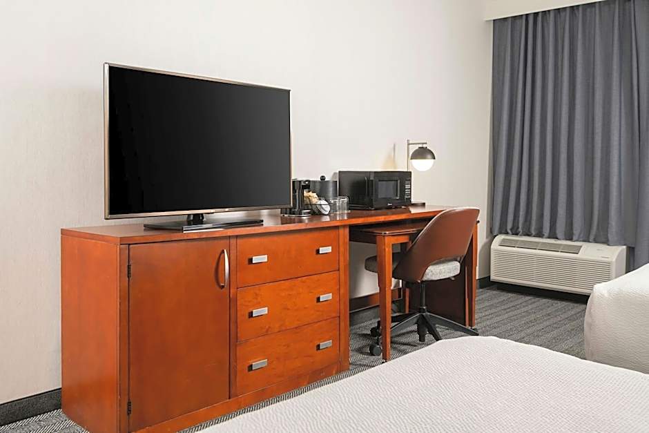 Courtyard by Marriott Albuquerque Airport