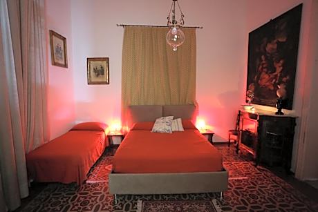 Superior Double Room with Private Bathroom