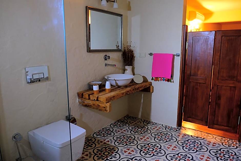 Mandarin & Mango Boutique Hotel