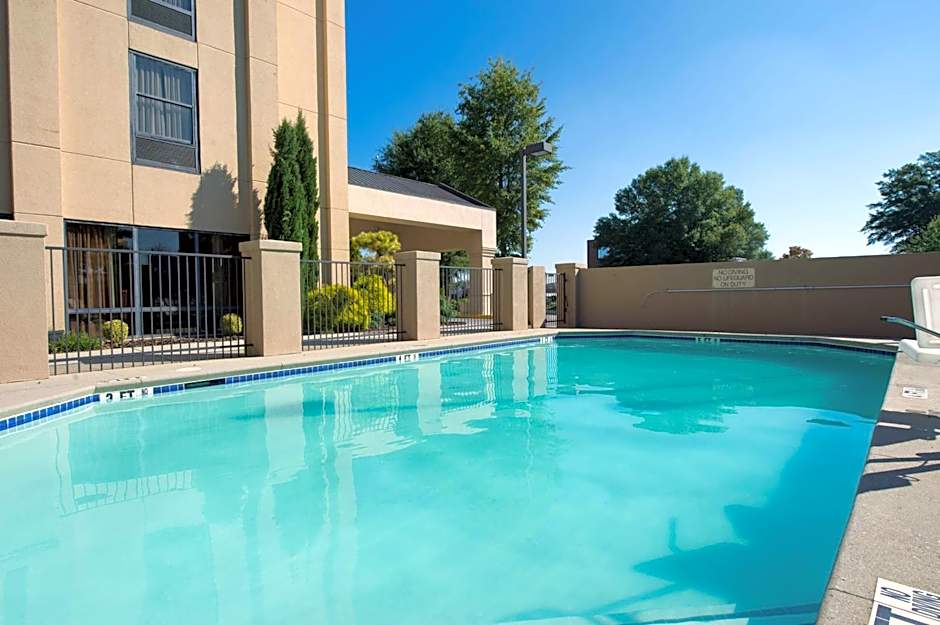 Hampton Inn By Hilton Gainesville