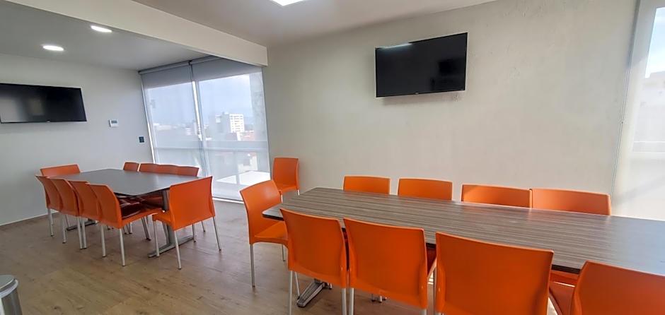 Hotel Block Suites