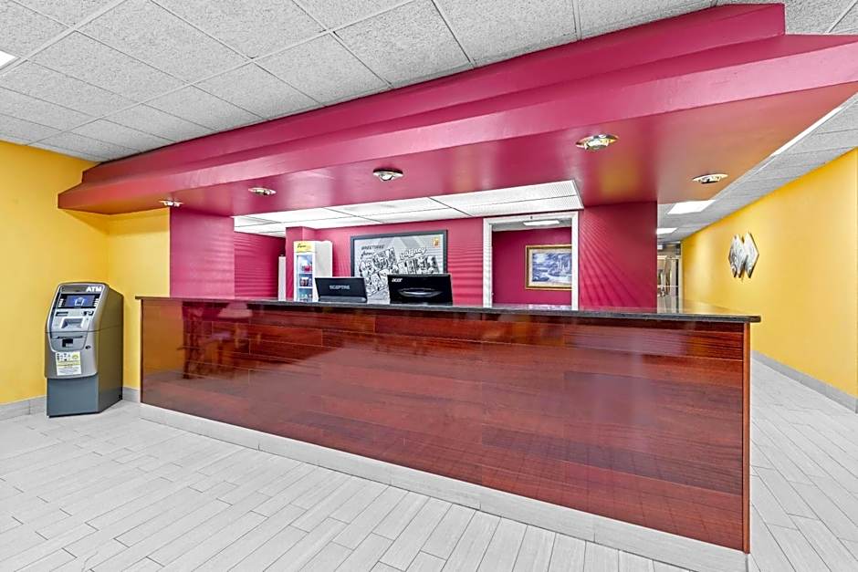 Super 8 by Wyndham Gaffney