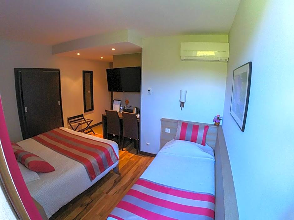 Logis Hotel Restaurant Mas de la Prairie