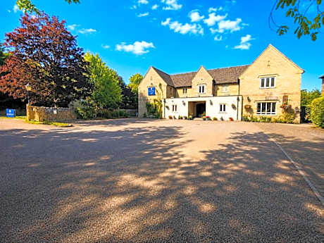 The Churchill Court