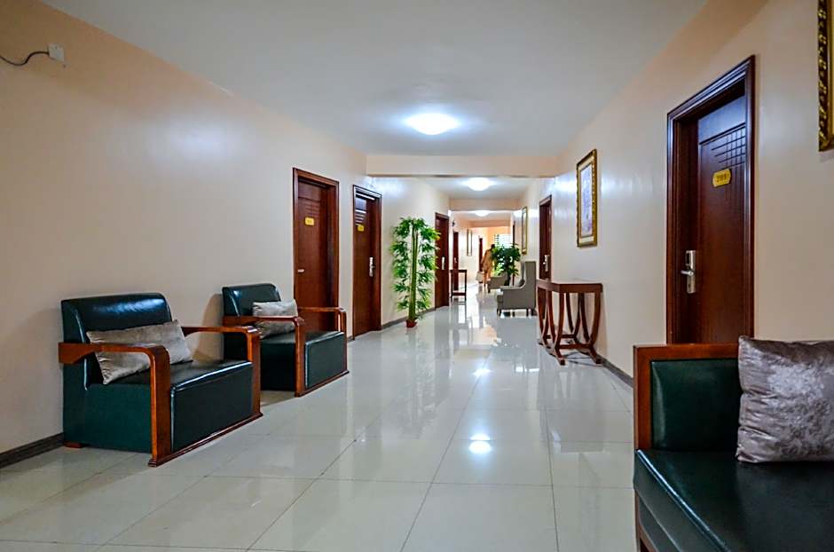 Hillside Plaza Hotel