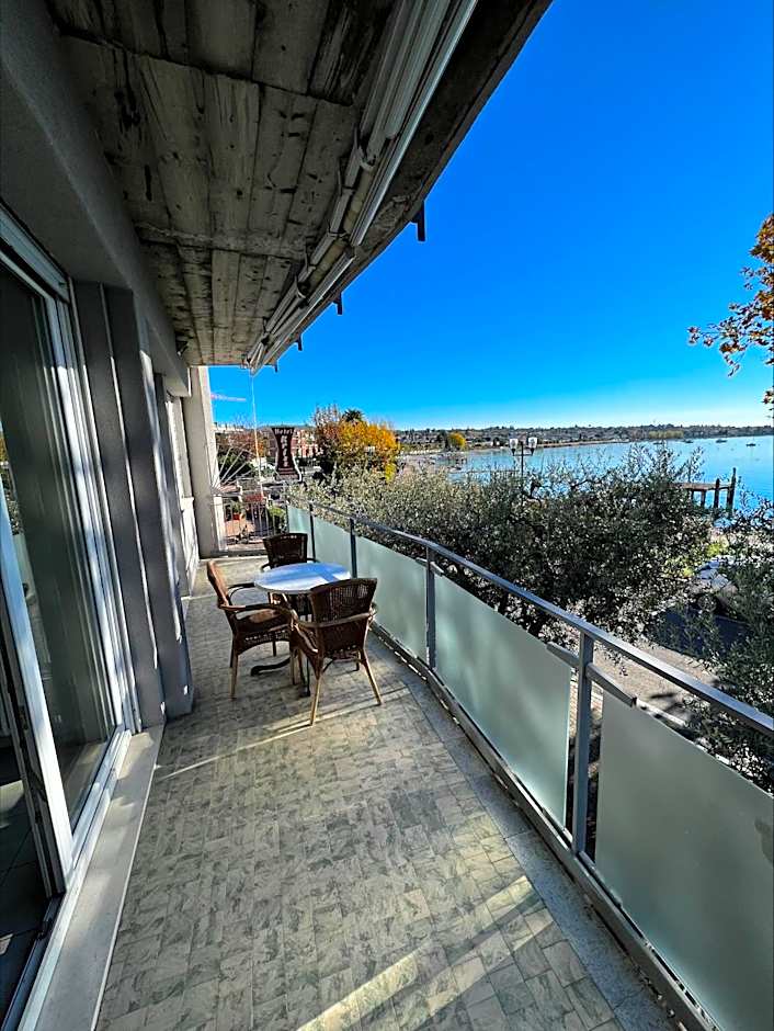 Front Lake Apartment Bardolino