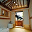 Gaeunchae Hanok Guesthouse Jeonju
