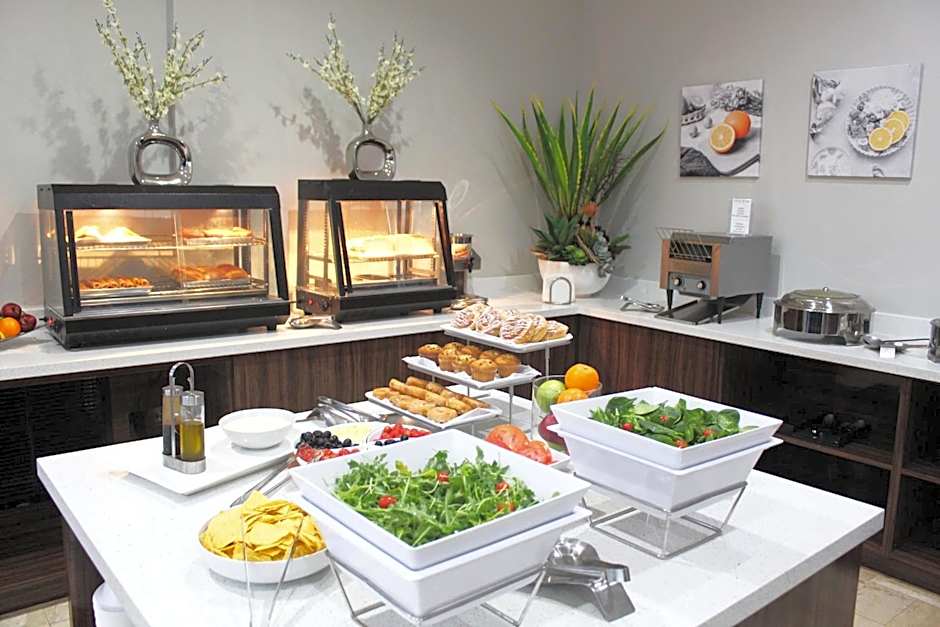 Nuvo Suites Hotel - Miami / Doral