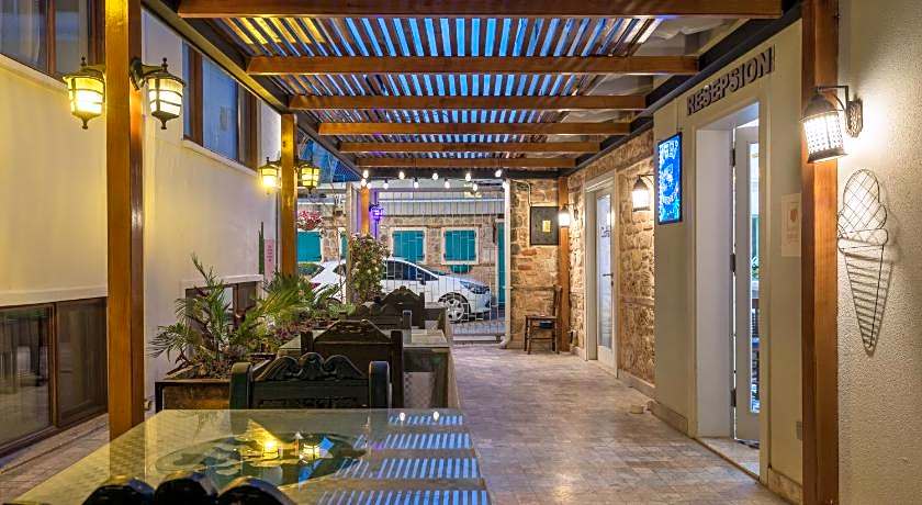 DELIGHT DELUXE HOTEL & SPA