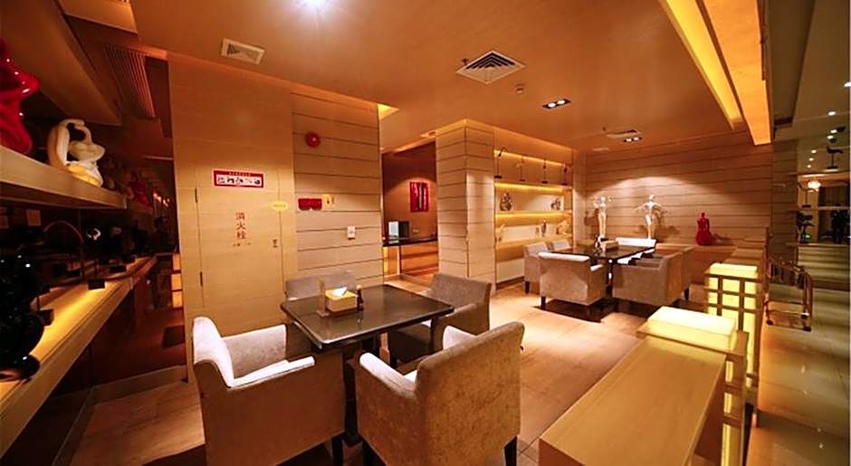 Royal Prince Hotel