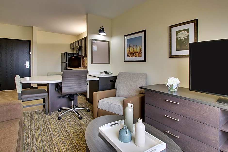 Candlewood Suites Wichita East By IHG