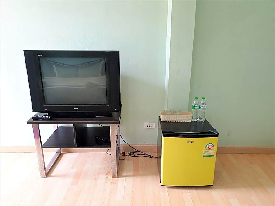 Sea beach Koh Larn 2 Hotel