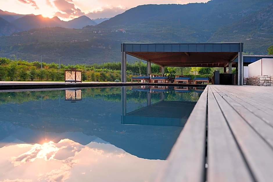 Vivere Suites & Rooms