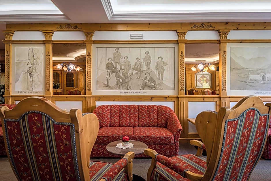 Hotel St. Raphael