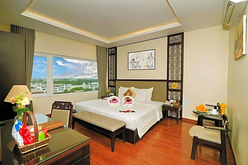 Thanh Lich Hue Hotel