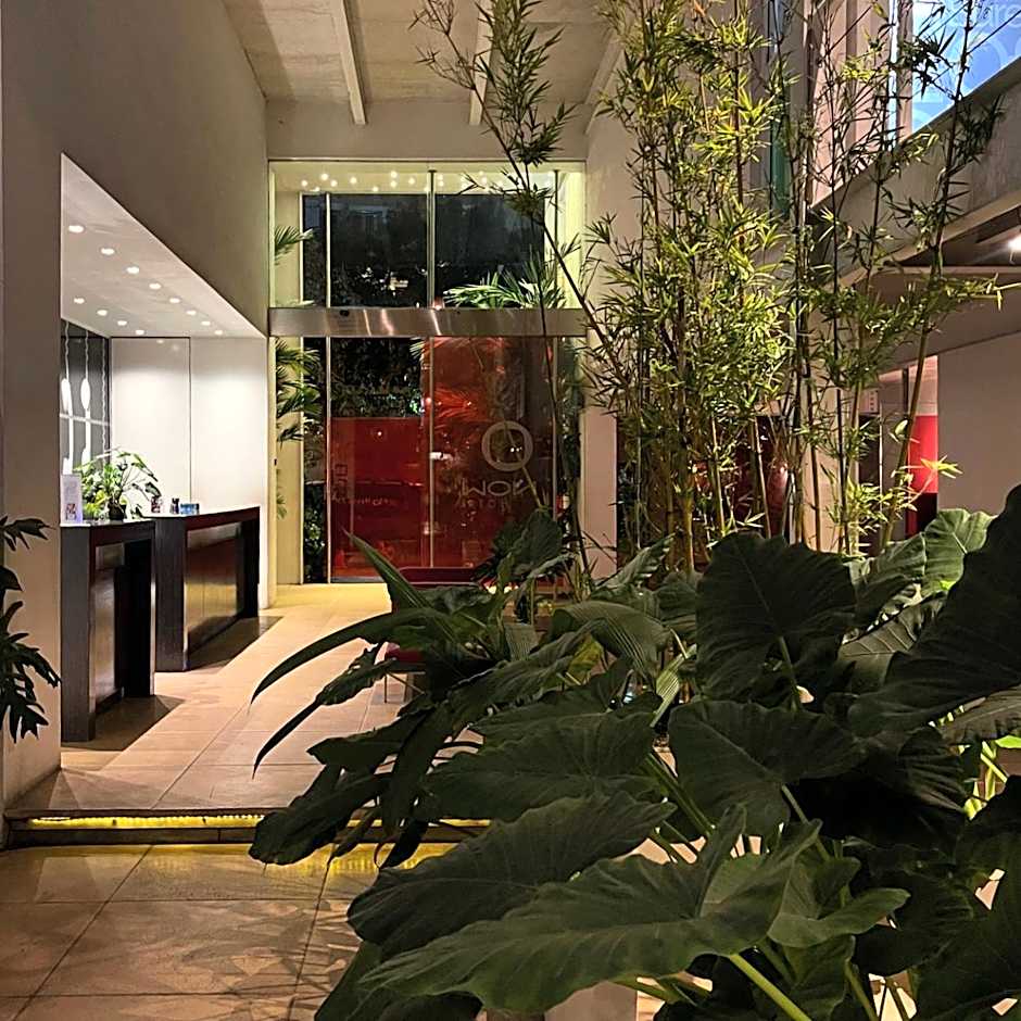 Now Hotel