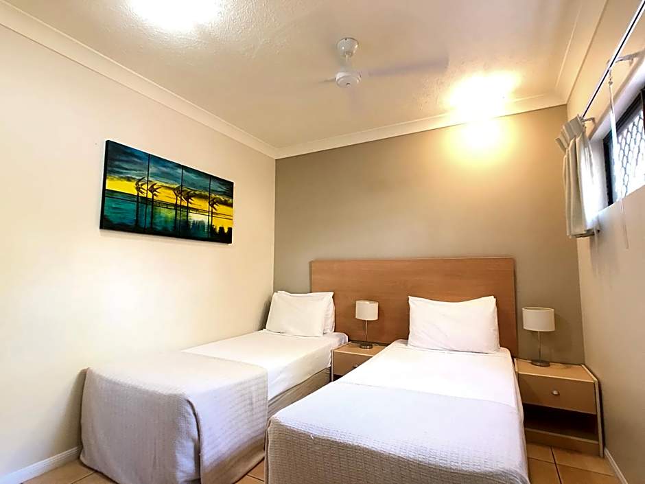 City Plaza Apartments