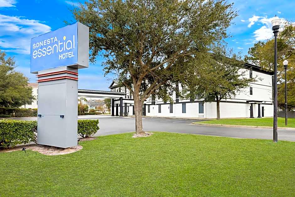 Sonesta Essential Savannah