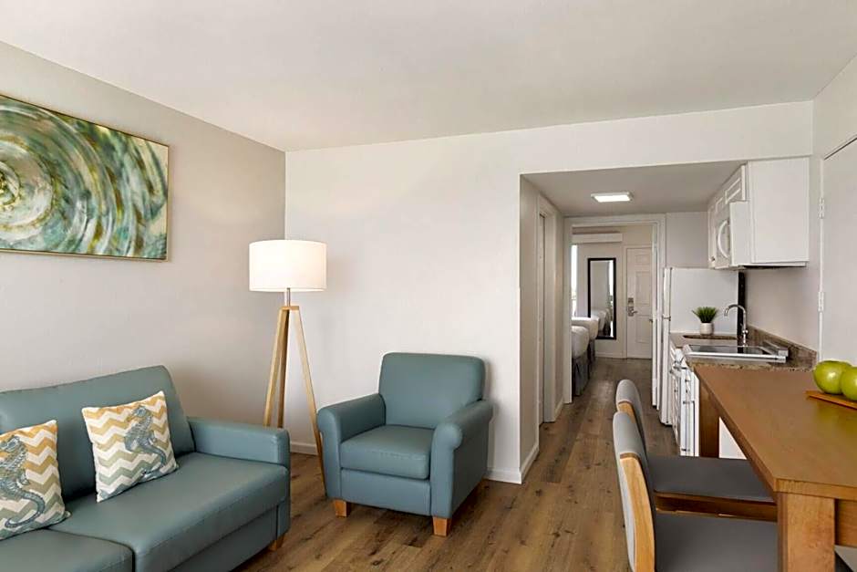 Radisson Beachfront Hotel - Panama City Beach