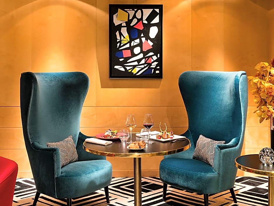 Warwick Paris (Former Warwick Champs-Elysees)