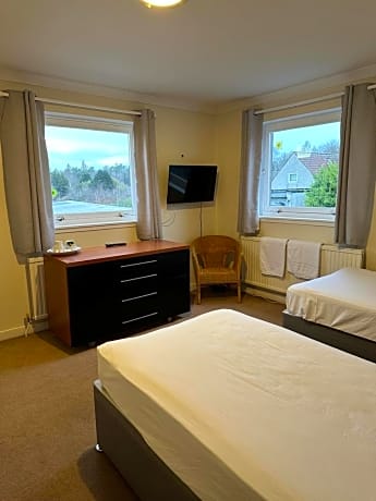 Twin Room with Shared Bathroom