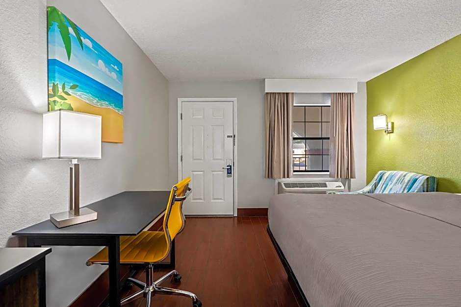Travelodge by Wyndham Suites St Augustine