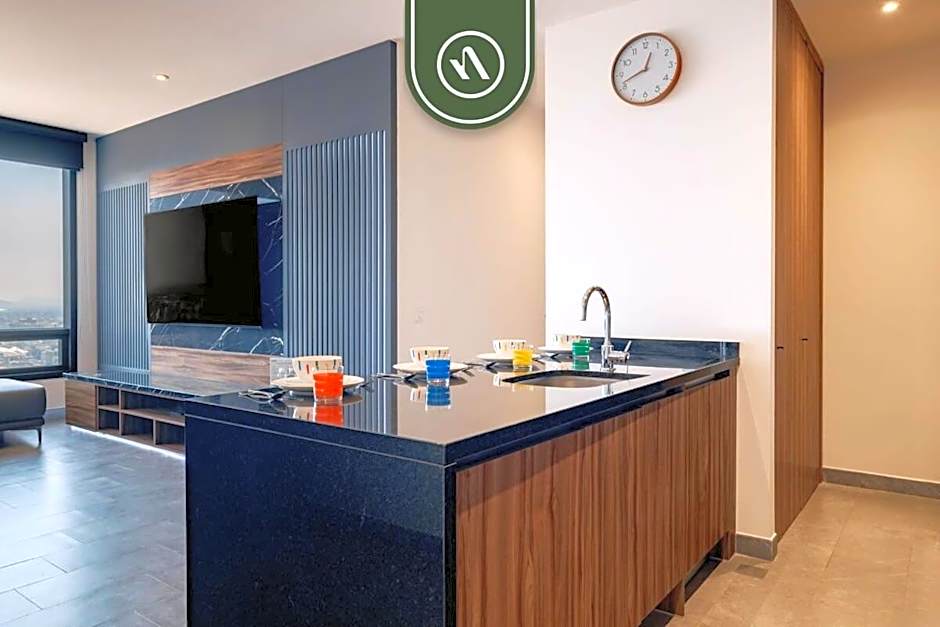 Luxury 2 BR Condo in Reforma - Skyline View - Pool