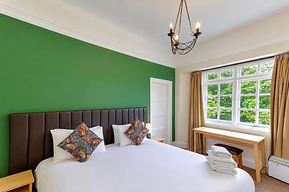 Nant Ddu Lodge Hotel & Spa by Belvilla