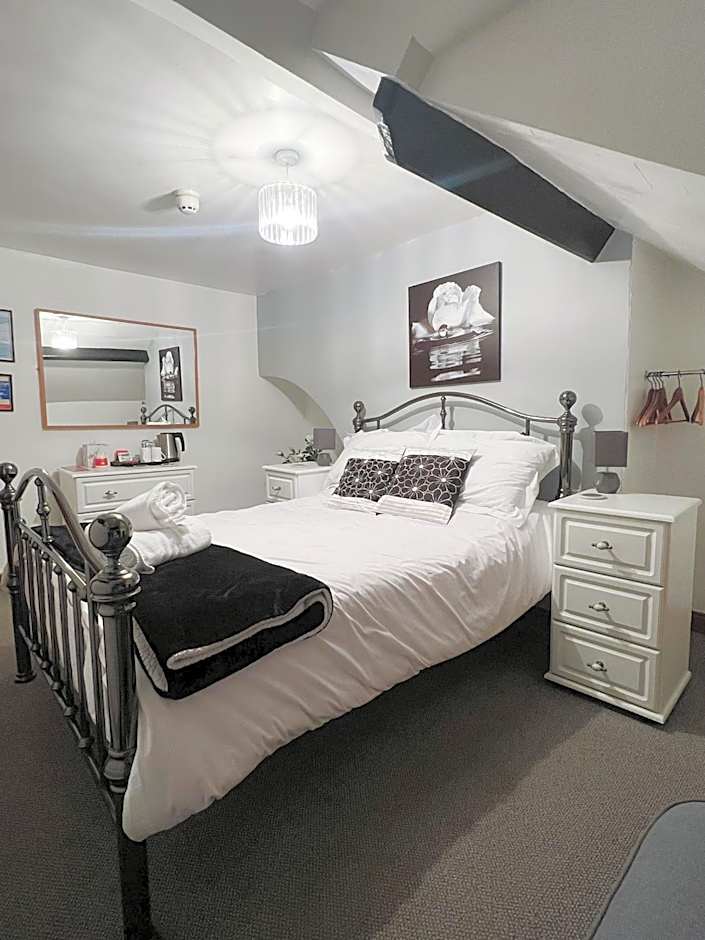 Ellies Guest House